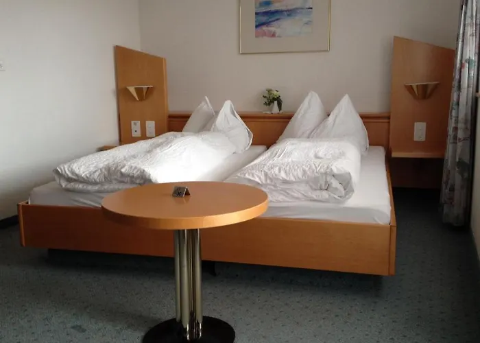 Hotell Ahorni Oberwald