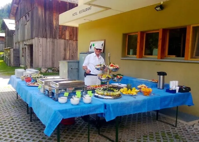 Hotell Ahorni Oberwald