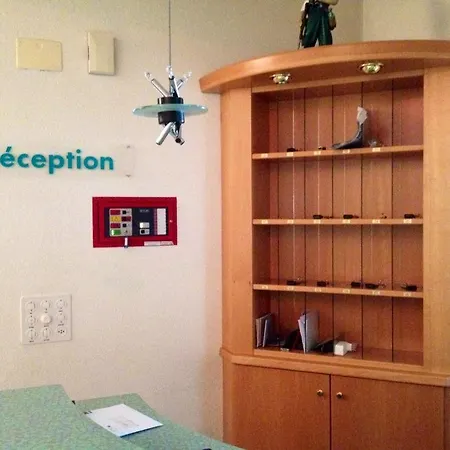 Отель Ahorni 3*